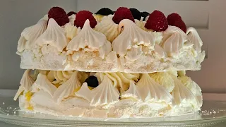 Меренговый торт с лимонным курдом и ягодами 🫖☕️  Диаметром 20 см.