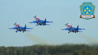 "Русские Витязи", высший пилотаж на Су-35с (Su-35s). Аэродром Кубинка, форум "Армия-2021".