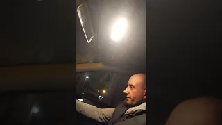 русский Нарик кинул таксиста
