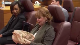 Dani Jo Carter, only witness of Diane McIver shooting, takes the stand in Tex McIver murder trial