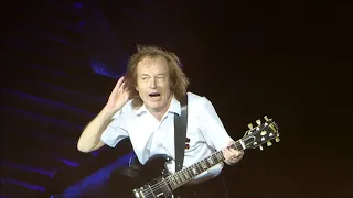 AC/DC ft Axl Rose - Whole Lotta Rosie / Let There Be Rock - Werchter 16-May-2016