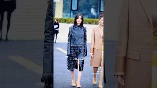 Itzy at Burberry 🥵😍