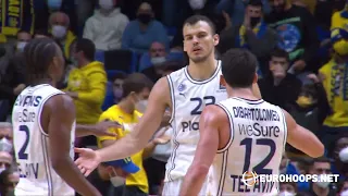 Maccabi Playtika Tel Aviv - Olympiacos Piraeus 84-69: Ante Zizic (23 points on 10/12 2PT)