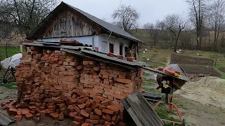 Переселенці купили  стару хату в селі. Що зробили і як живуть #сільськежиття