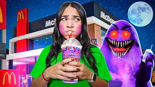 TOMEI O MILK SHAKE DO GRIMACE E COISAS ESTRANHAS ACONTECERAM