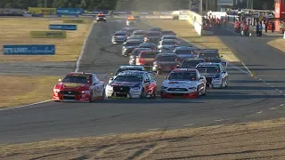 Highlights: Race 19 2019 Century Batteries Ipswich SuperSprint