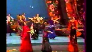 Массовая пляска в Ромэне / Theatre Romen, gypsy dance