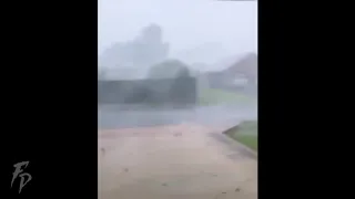 В Новом Орлеане Разрушительно Мощный Ураган  Луизиана