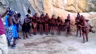 Ovahimba - Traditional dances in the Omungunda Cave