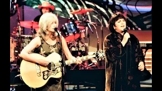 Emmylou Harris & Linda Ronstadt - Soundcheck September 10, 1999