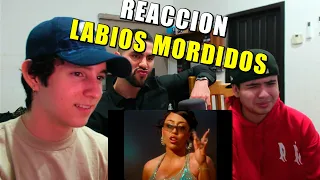 MEXICANOS REACCIONAN A Kali Uchis & KAROL G - Labios Mordidos [Official Video]