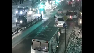 В Улан-Удэ маршрутчик попал под трамвай