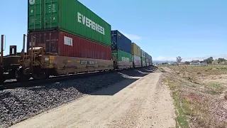 Port Stack is coming out of the Cajon Pass. BNSF  8208 leading. #thatcurveguy #cajonpass