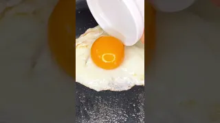 How to Perfectly Fry an Egg