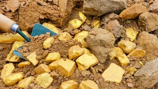 Can't believe my eyes! Treasure Hunting! Finding Gold Nuggets of Mountain, mining exciting.