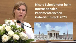 Skistar Nicole Schmidhofer über Versöhnung am Internationalen Parlamentarischen Gebetsfrühstück 2023