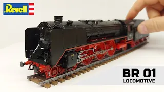 BR 01 Locomotive model | Revell