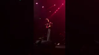 Derya Bedavacı - Kalbimi Kırıyorlar Anne Live