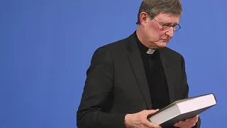 Эксперты представили доклад о сексуальных домогательствах в католической церкви Германии…