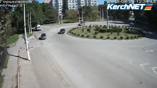 ДТП на Горьковском кольце в Керчи: видео происшествия