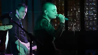 Sinead O'Conner - Nothing Compares 2 U = Live Manchester Cathedral 15/3/12