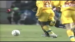 Ronaldinho vs Nantes - 2002-03 - [ 480p ] - [ roni TV ]