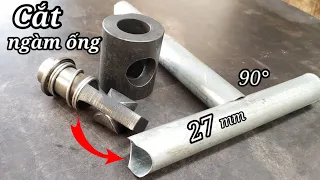 Machining 90° Mounting Dies on Round Iron Pipes