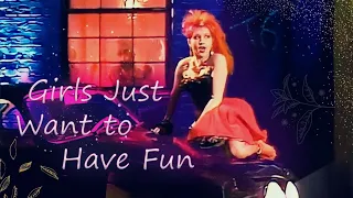 Cyndi Lauper "Girls Just Want to Have Fun" 1984 🎵