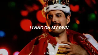 Freddie Mercury//Living On My Own (traducida al español)