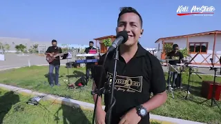 soledad - voz - Donnie Yaipén -