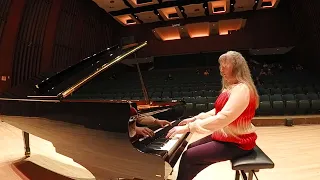 Haydn Sonata in B Minor, Hob.XVI:32/Liudmila Georgievskaya, piano