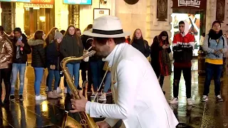 "Blinding Lights" - The Weeknd | STREET SAX PERFORMANCE in LONDON