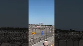 Southwest landing #aviation #planespotting #butter #landing #airport #airplane #southwest #shorts