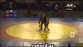 Азербайджанский борец победил армянина за 23 секунды