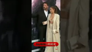 Ben And JLO Arguing At The Mother Premier Red Carpet #shorts #benaffleck #jenniferlopez #benandjlo