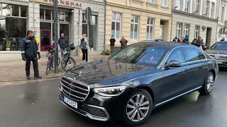 Bundeskanzler Scholz im neuen Panzer-Mercedes "S680 GUARD" Lübeck, 09.04.2022