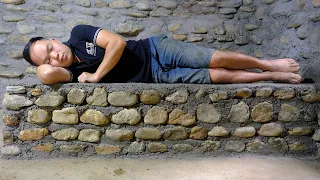 PRIMITIVE SKILLS; Build a stone bed