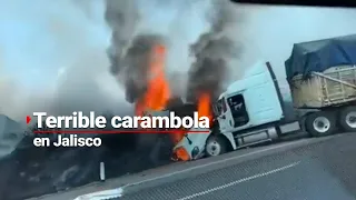 16 vehículos protagonizaron una MEGA CARAMBOLA en la autopista a Lagos de Moreno