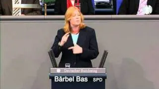 Bärbel Bas im Deutschen Bundestag zur Haushaltsdebatte am 14. September 2010.