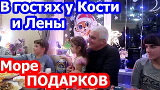 VLOG // Новый Год в гостях у Vredina Life // Море подарков !!!
