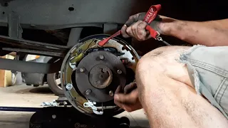 How to: EASY trick for installing springs in drum brakes - no special tools!