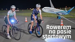 Wyścig w środku nocy na środku pasa startowego. NOCNY DUATHLON W GDAŃSKU | Prawie.PRO