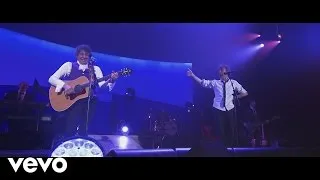 Alain Souchon, Laurent Voulzy - Foule sentimentale (Live au Zénith de Paris 2015)