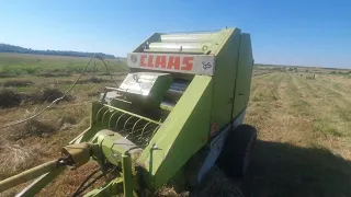 Balotiera Claas Rollant 44