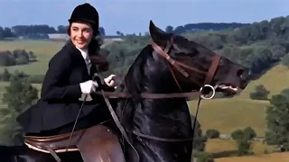 💜GORGEOUS Elizabeth Taylor rides a stallion💜