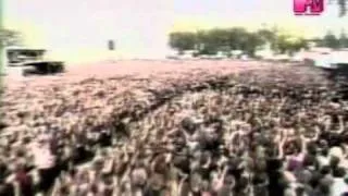 Korn - Another Brick In The Wall (Live Stadionsporthalle, Hannover, Germany June 22,2004)