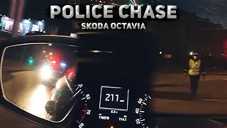 POLICE CHASE! ILLEGAL RACING ON SKODA OCTAVIA AROUND THE CITY IN RUSSIA!