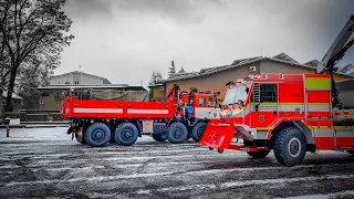 22.1.2022 Vyprošťovací Tatra 8x8 VVN míjí při výjezdu k zásahu svou následovnici Force 6x6 | HZS MSK