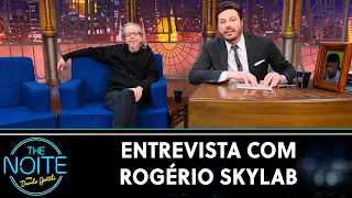 Entrevista com o cantor Rogério Skylab | The Noite (02/11/21)