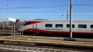 ETR 460 IN LIVREA FRECCIABIANCA PARTE DA TORINO LINGOTTO. 27 - 11 - 2016